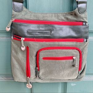 Travelon green and red crossbody purse